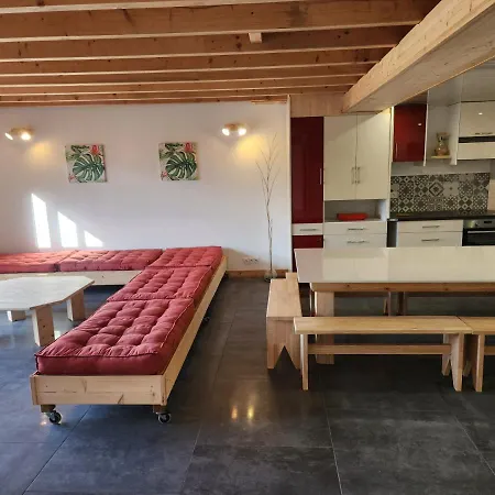 Lepatio10 *